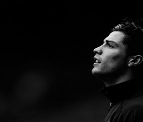 开云体育APP下载-绿茵场上的闪电，乒乓台前的火焰，当德国战车轻取瑞典，林高远点燃赛场