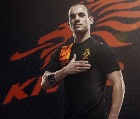 开云在线赛事平台-赛道风暴，周冠宇的统治之夜—红牛二队鏖战雷诺车队